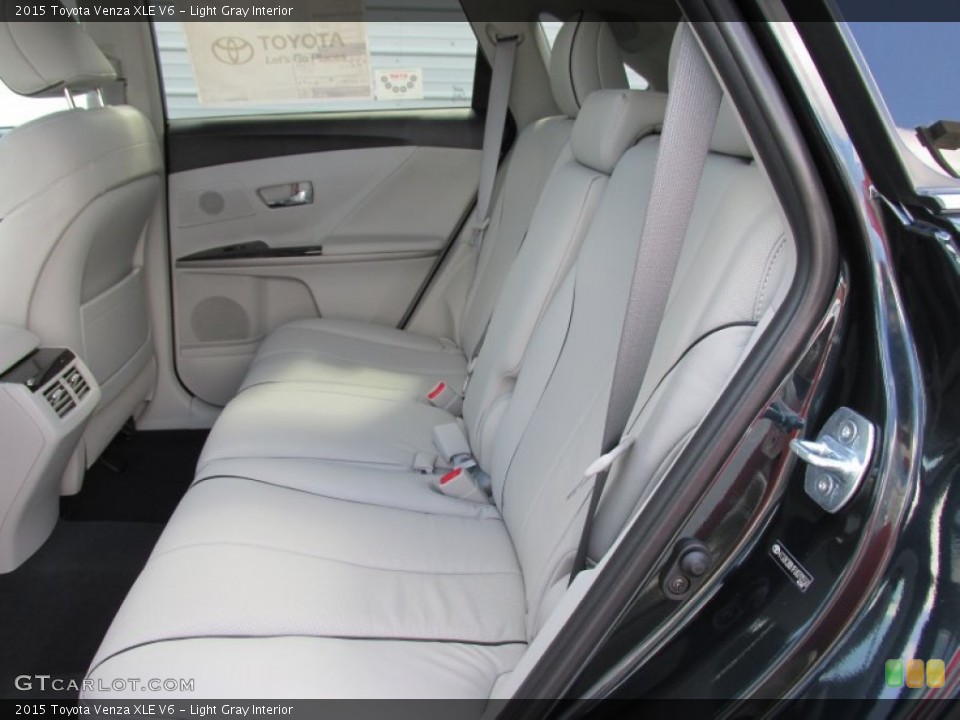 Light Gray Interior Rear Seat for the 2015 Toyota Venza XLE V6 #97981954