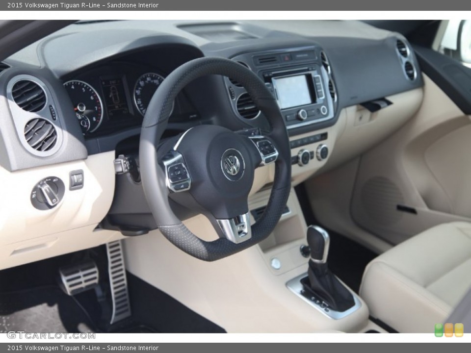 Sandstone Interior Dashboard for the 2015 Volkswagen Tiguan R-Line #97984186