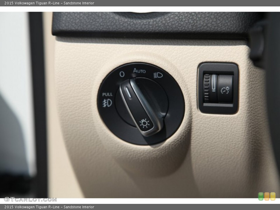 Sandstone Interior Controls for the 2015 Volkswagen Tiguan R-Line #97984537
