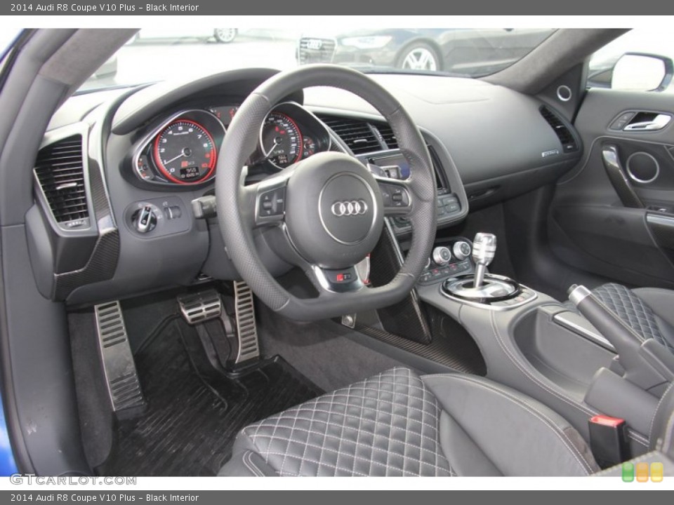 Black Interior Photo for the 2014 Audi R8 Coupe V10 Plus #98122340