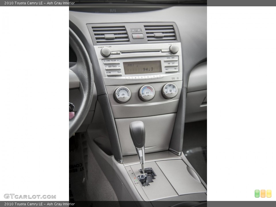 Ash Gray Interior Controls for the 2010 Toyota Camry LE #98131385