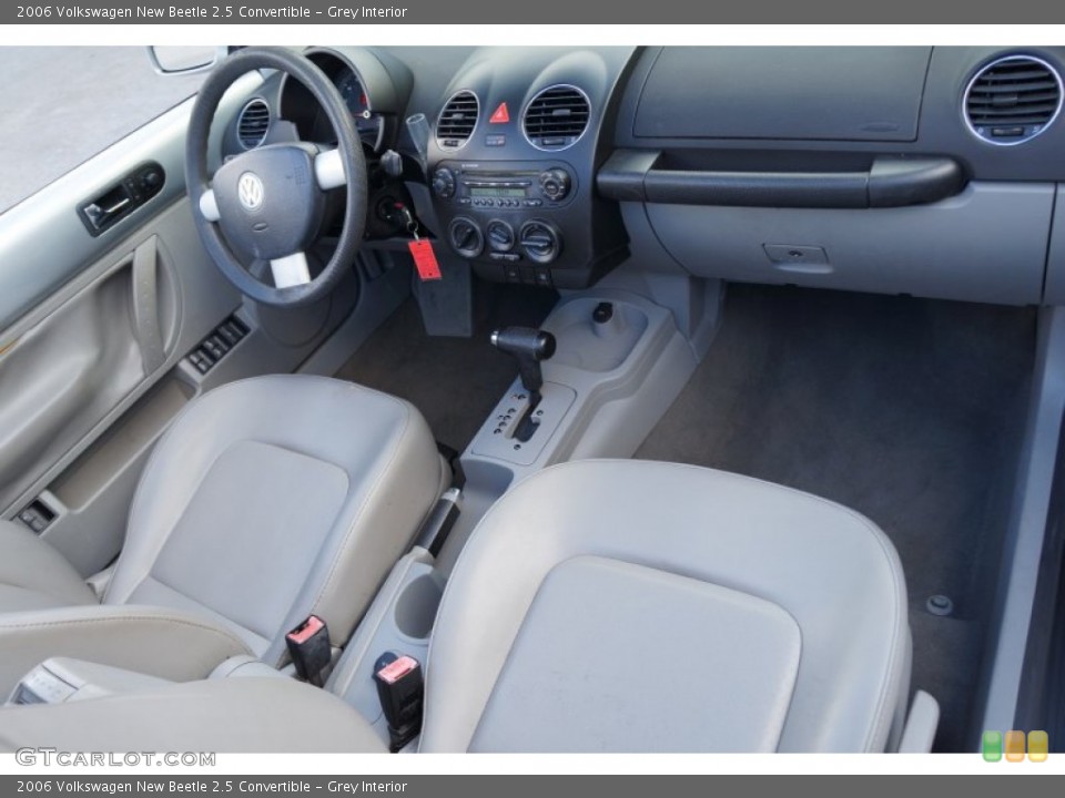 Grey 2006 Volkswagen New Beetle Interiors