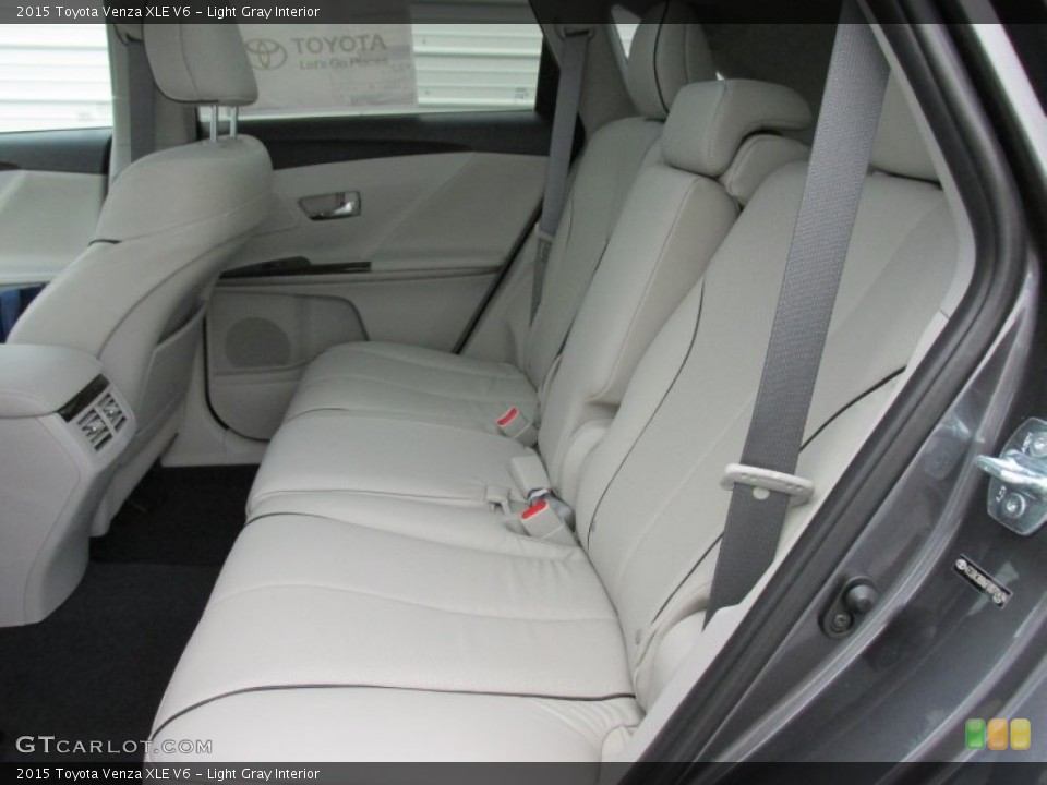 Light Gray Interior Rear Seat for the 2015 Toyota Venza XLE V6 #98177379