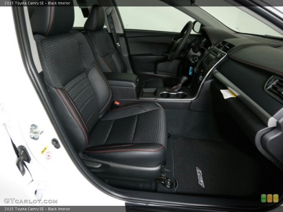 Black Interior Photo for the 2015 Toyota Camry SE #98197017