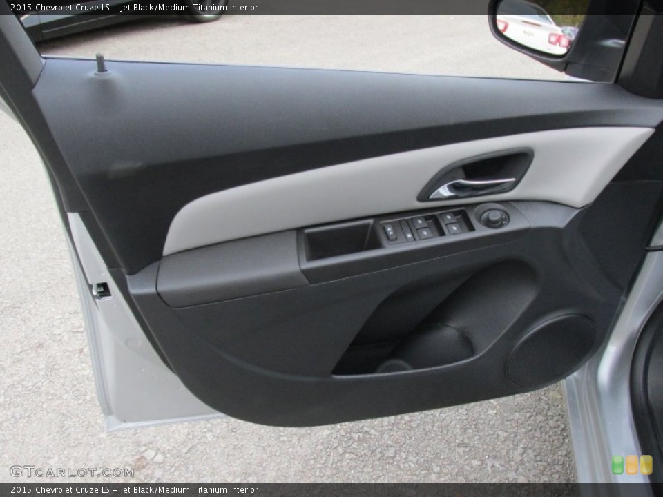 Jet Black/Medium Titanium Interior Door Panel for the 2015 Chevrolet Cruze LS #98201154