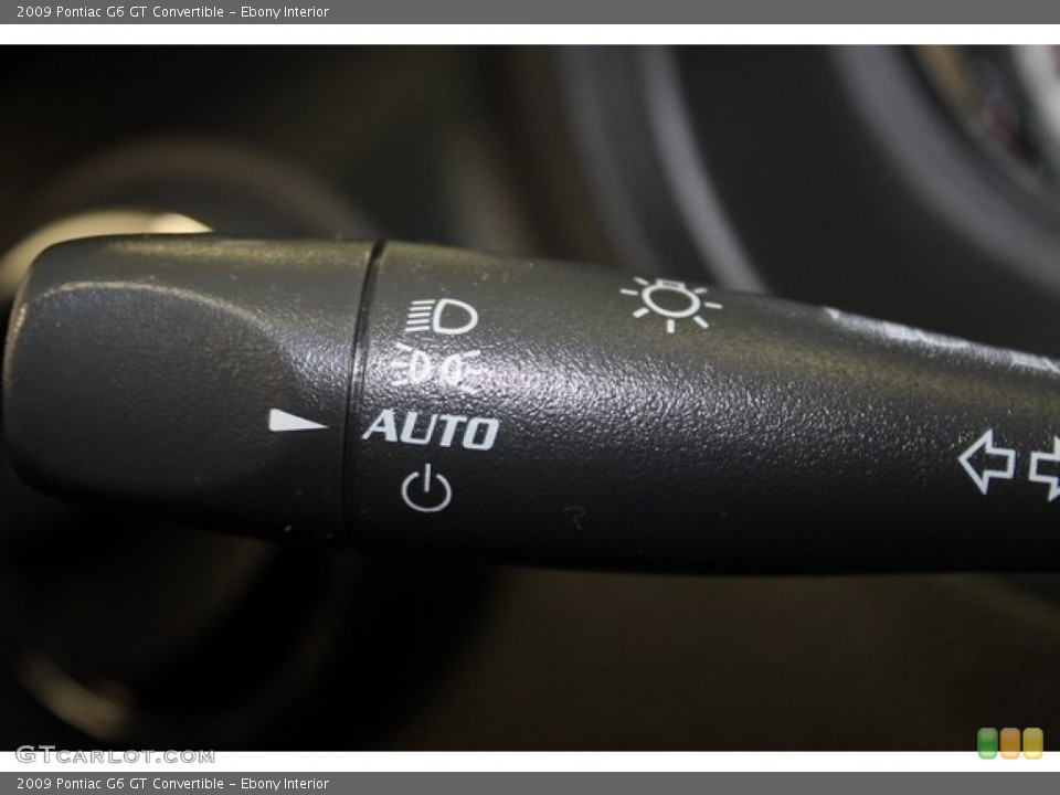 Ebony Interior Controls for the 2009 Pontiac G6 GT Convertible #98207682