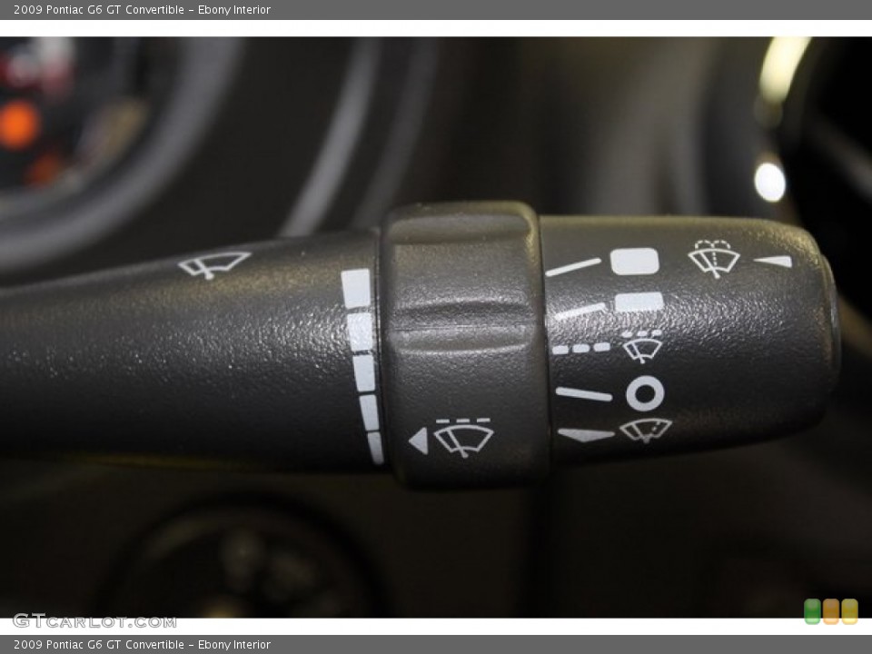 Ebony Interior Controls for the 2009 Pontiac G6 GT Convertible #98207694