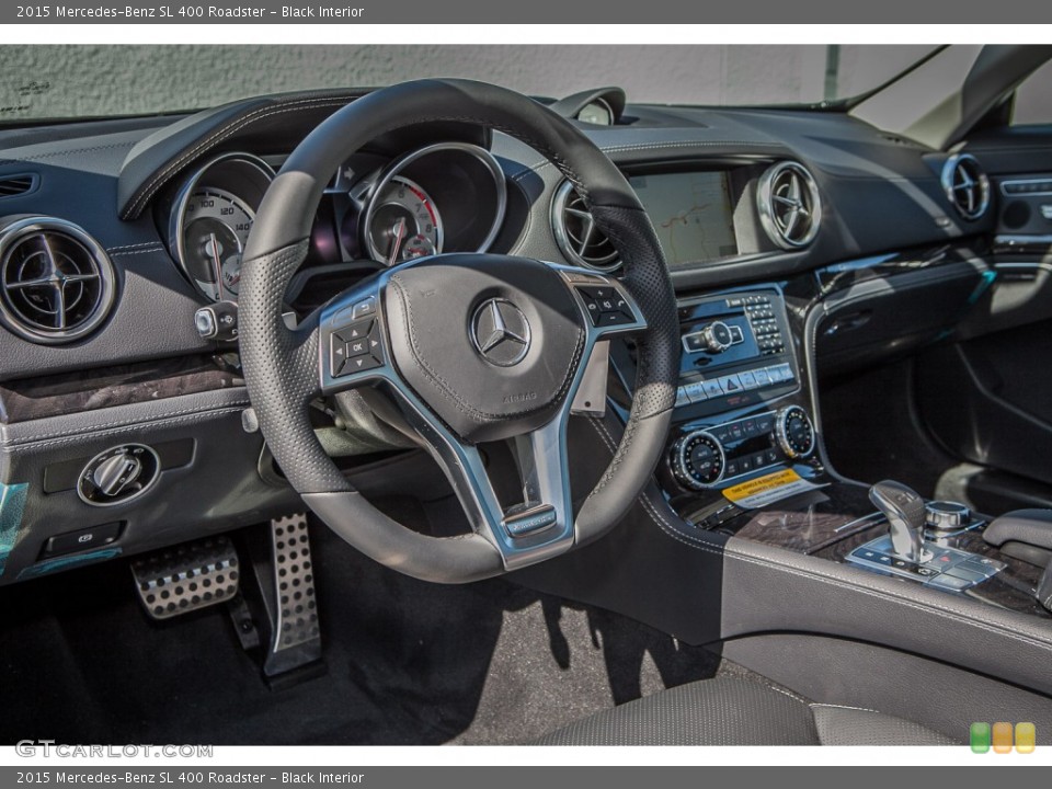 Black Interior Dashboard for the 2015 Mercedes-Benz SL 400 Roadster #98212389