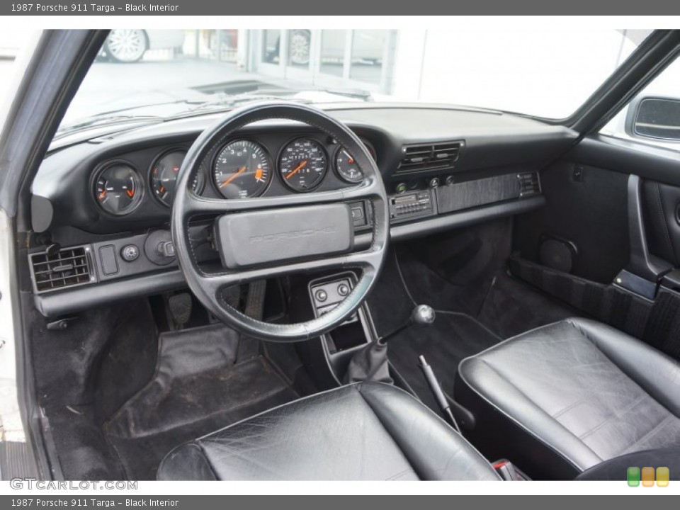 Black Interior Photo for the 1987 Porsche 911 Targa #98235221