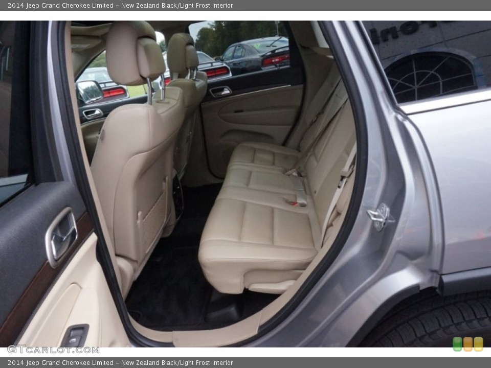 New Zealand Black/Light Frost Interior Rear Seat for the 2014 Jeep Grand Cherokee Limited #98252768