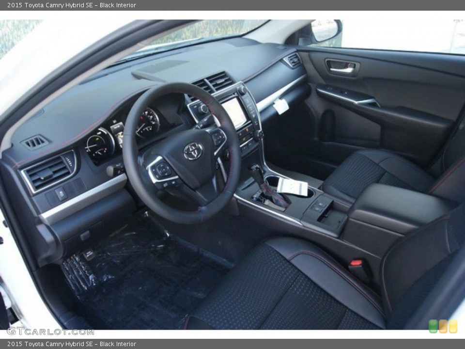 Black Interior Photo for the 2015 Toyota Camry Hybrid SE #98259053