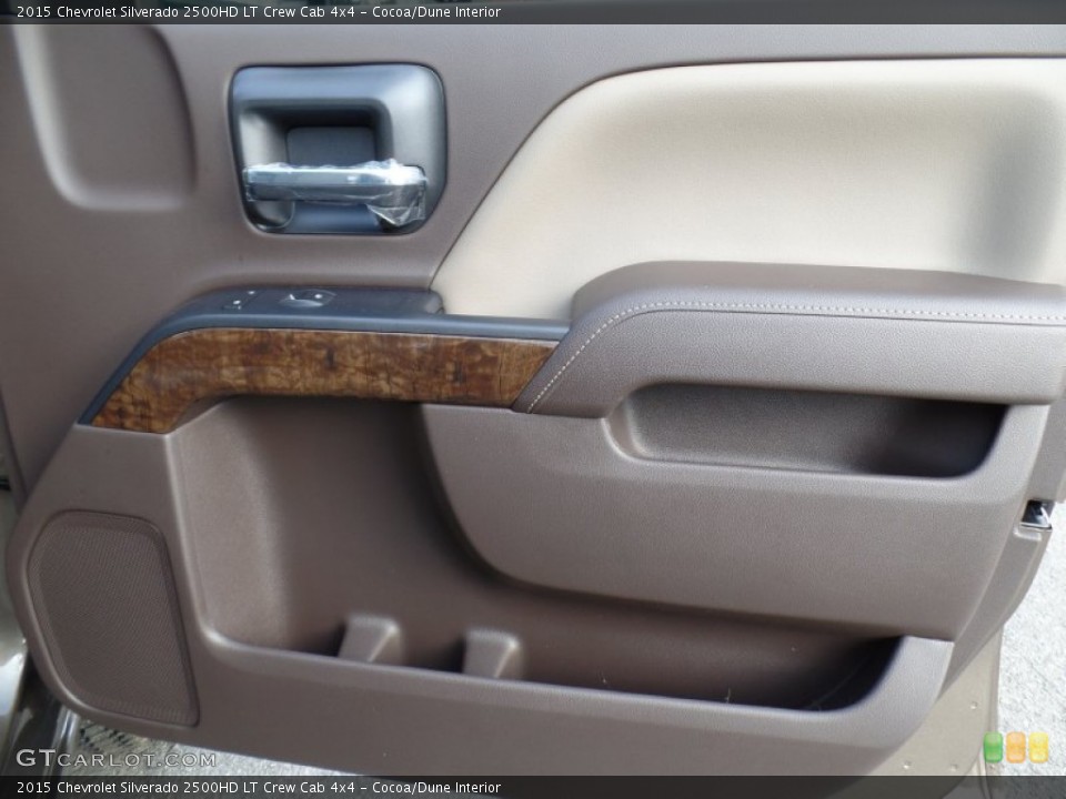 Cocoa/Dune Interior Door Panel for the 2015 Chevrolet Silverado 2500HD LT Crew Cab 4x4 #98278961