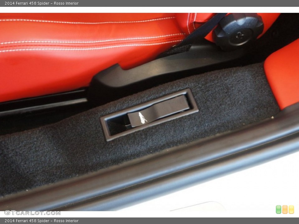 Rosso Interior Controls for the 2014 Ferrari 458 Spider #98334276