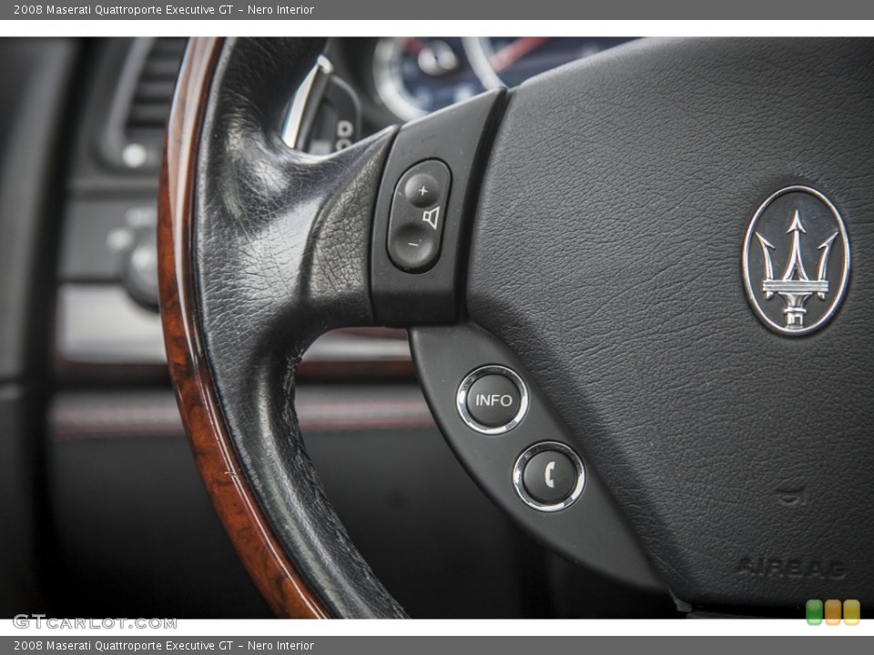 Nero Interior Controls for the 2008 Maserati Quattroporte Executive GT #98343528