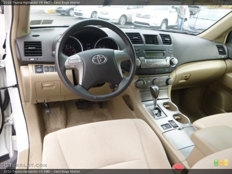 Sand Beige Interior Photo for the 2010 Toyota Highlander V6 4WD #98349063