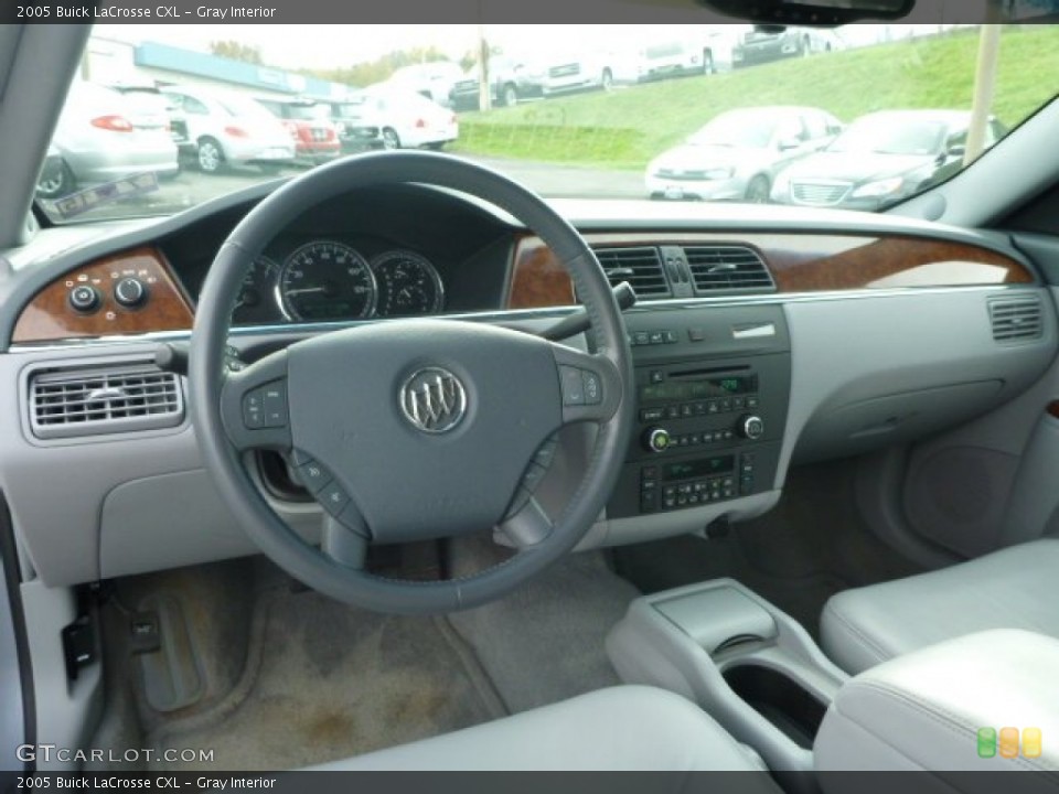 Gray Interior Photo for the 2005 Buick LaCrosse CXL #98352099