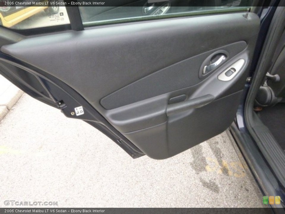 Ebony Black Interior Door Panel for the 2006 Chevrolet Malibu LT V6 Sedan #98370710