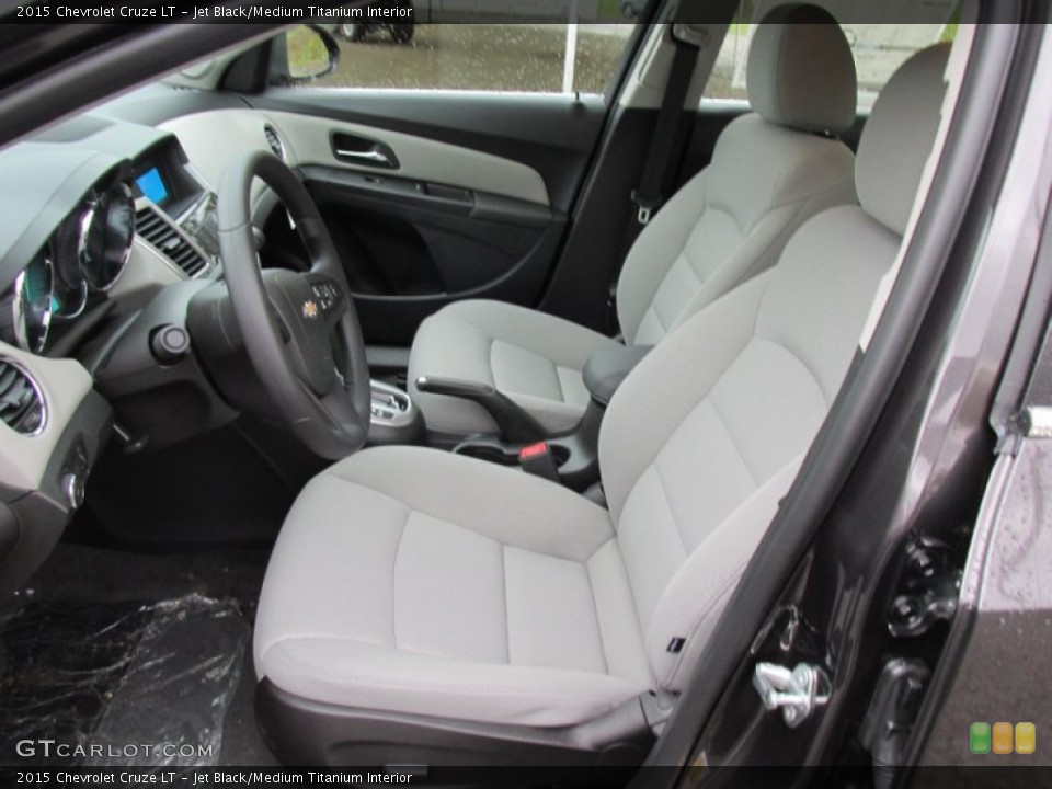 Jet Black/Medium Titanium Interior Photo for the 2015 Chevrolet Cruze LT #98403268