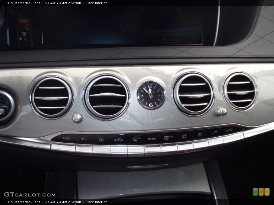 Black Interior Controls for the 2015 Mercedes-Benz S 63 AMG 4Matic Sedan #98447579