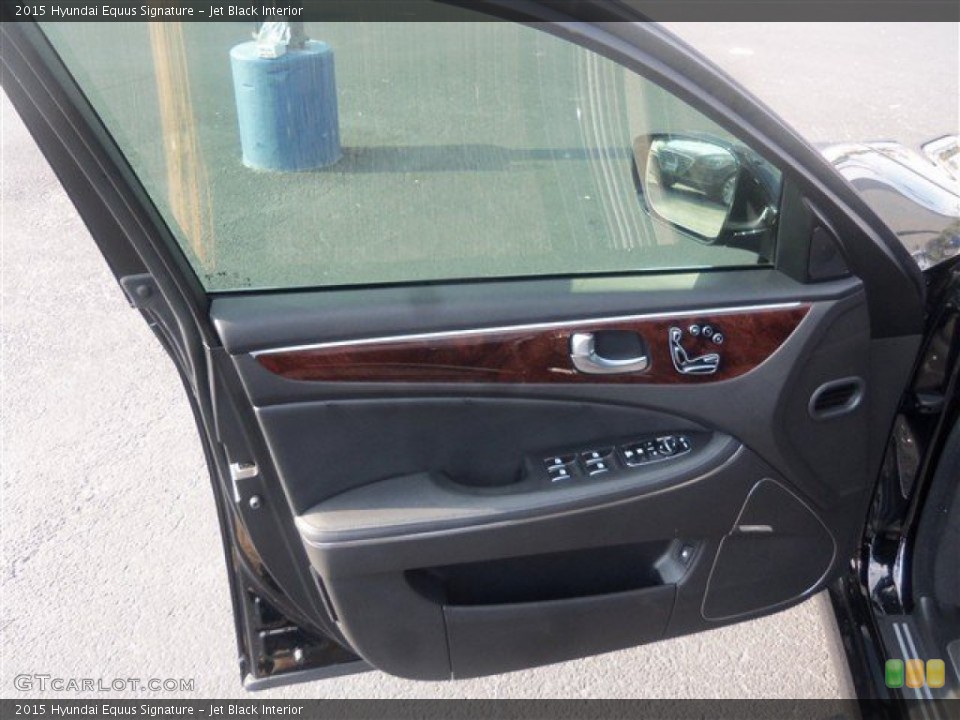 Jet Black Interior Door Panel for the 2015 Hyundai Equus Signature #98531028