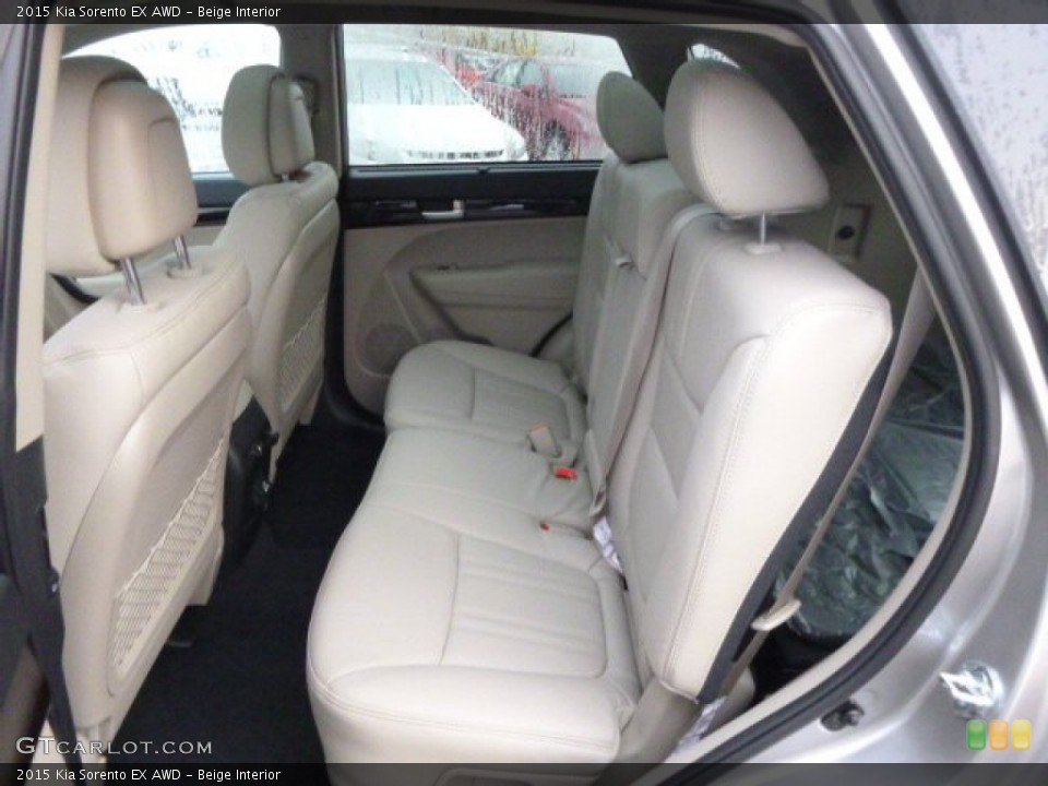 Beige Interior Rear Seat for the 2015 Kia Sorento EX AWD #98546181