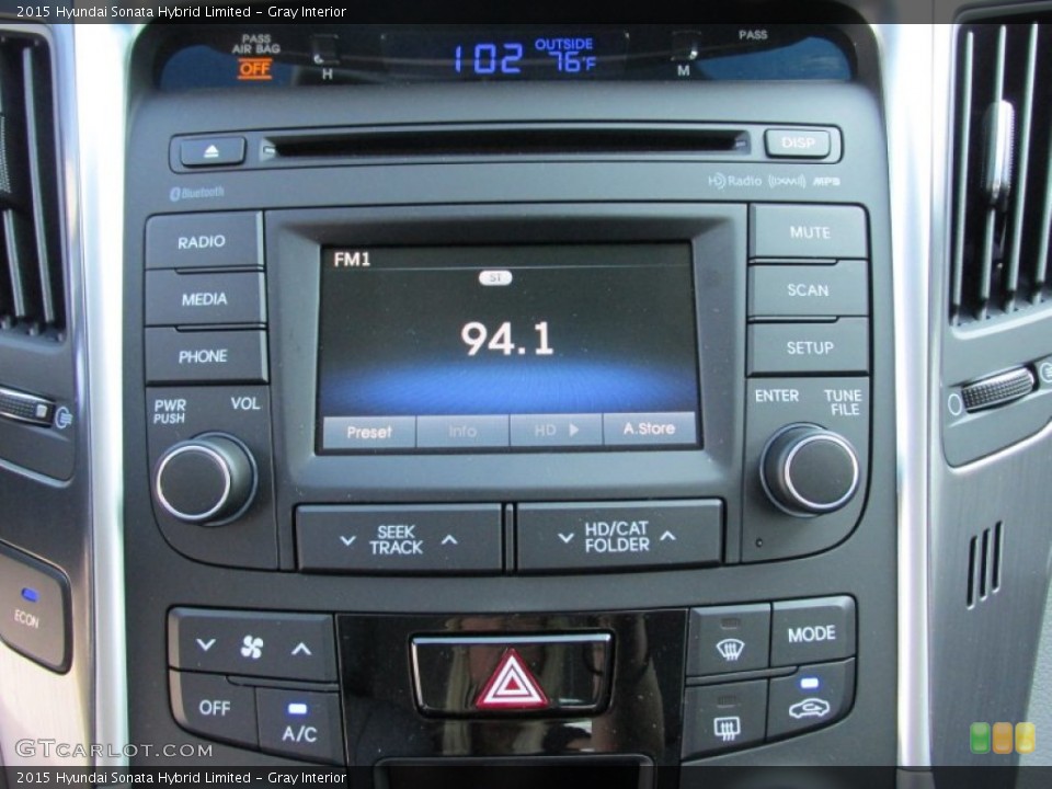 Gray Interior Controls for the 2015 Hyundai Sonata Hybrid Limited #98646413