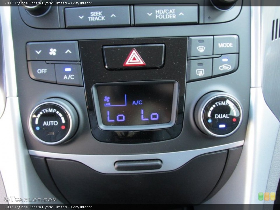 Gray Interior Controls for the 2015 Hyundai Sonata Hybrid Limited #98646437