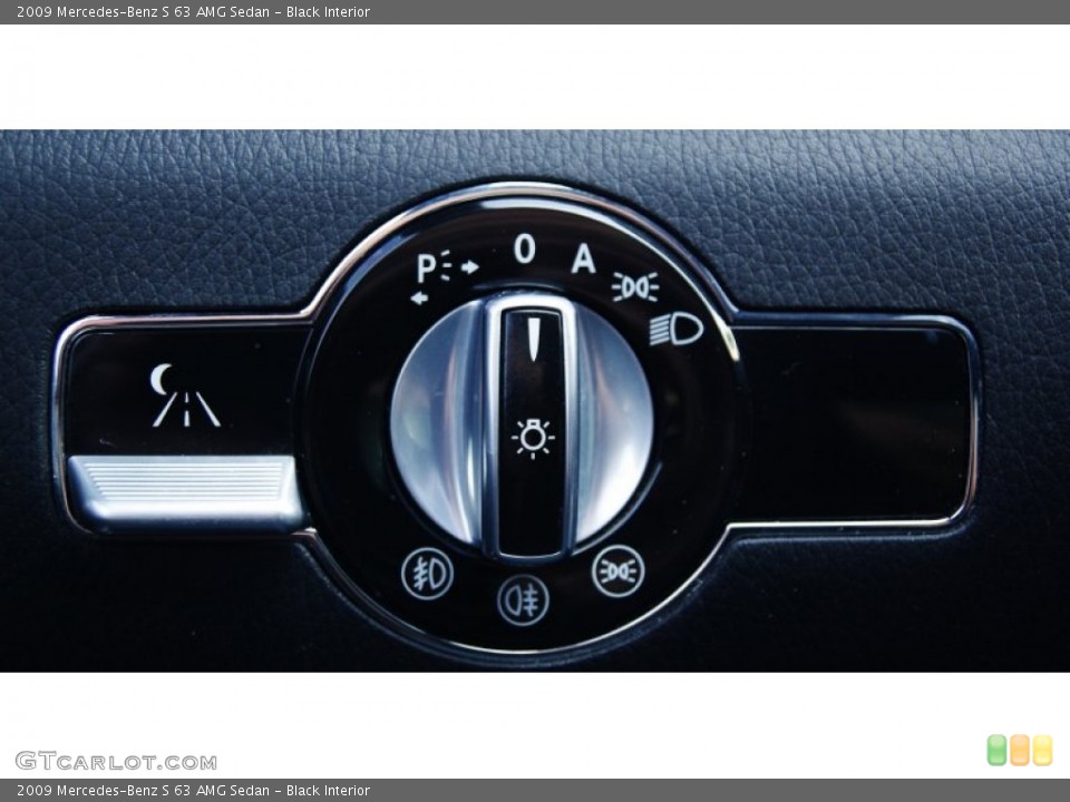 Black Interior Controls for the 2009 Mercedes-Benz S 63 AMG Sedan #98691100