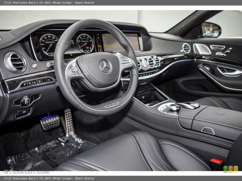 Black Interior Photo for the 2015 Mercedes-Benz S 63 AMG 4Matic Sedan #98774710