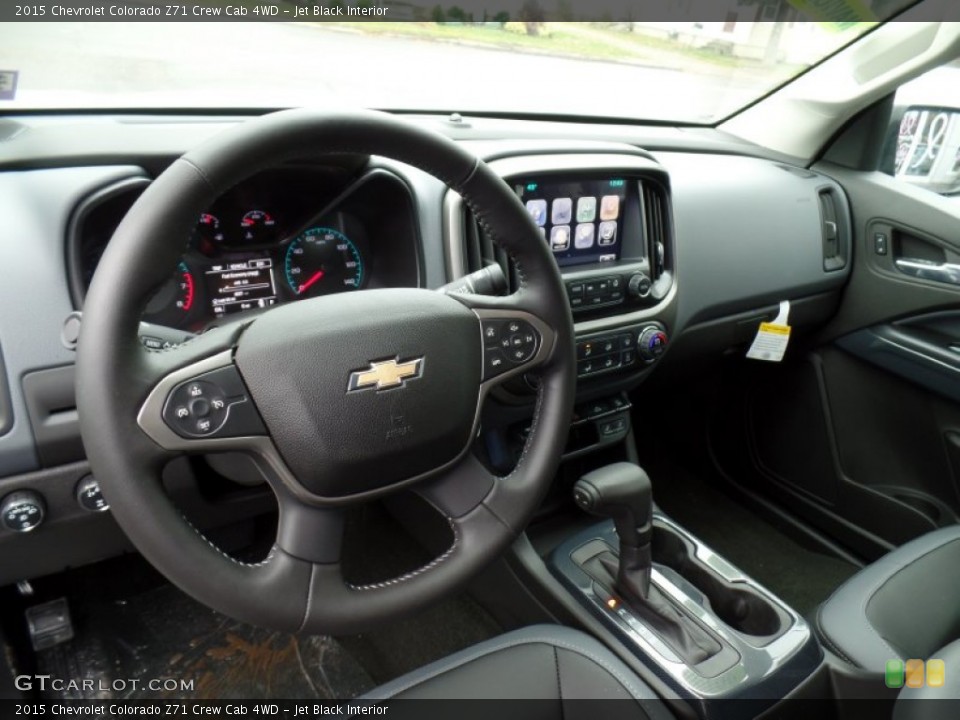 Jet Black Interior Dashboard for the 2015 Chevrolet Colorado Z71 Crew Cab 4WD #98782075