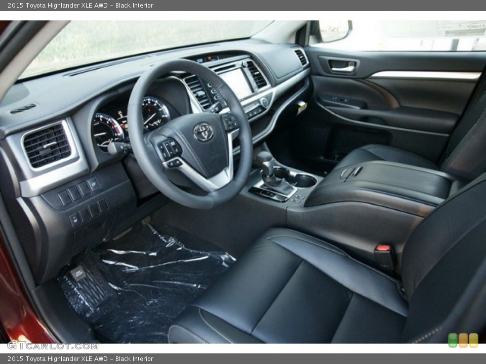 Black Interior Photo for the 2015 Toyota Highlander XLE AWD #98790343