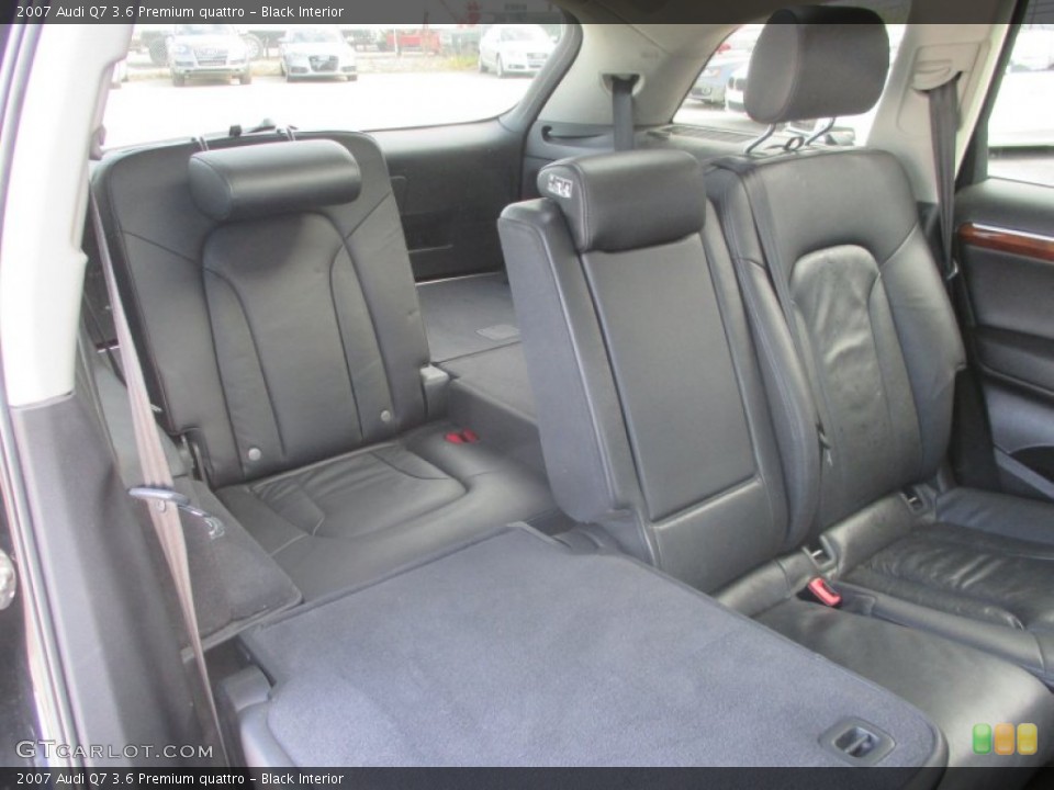 Black Interior Rear Seat for the 2007 Audi Q7 3.6 Premium quattro #98901076