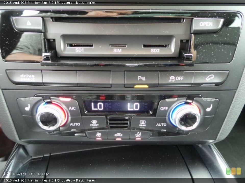 Black Interior Controls for the 2015 Audi SQ5 Premium Plus 3.0 TFSI quattro #98924545