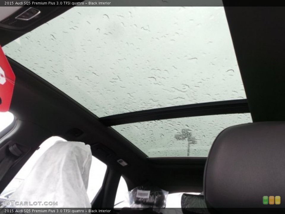 Black Interior Sunroof for the 2015 Audi SQ5 Premium Plus 3.0 TFSI quattro #98941570