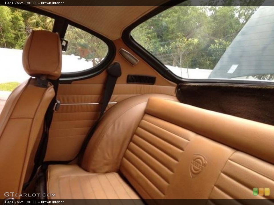 Brown Interior Rear Seat for the 1971 Volvo 1800 E #98983305
