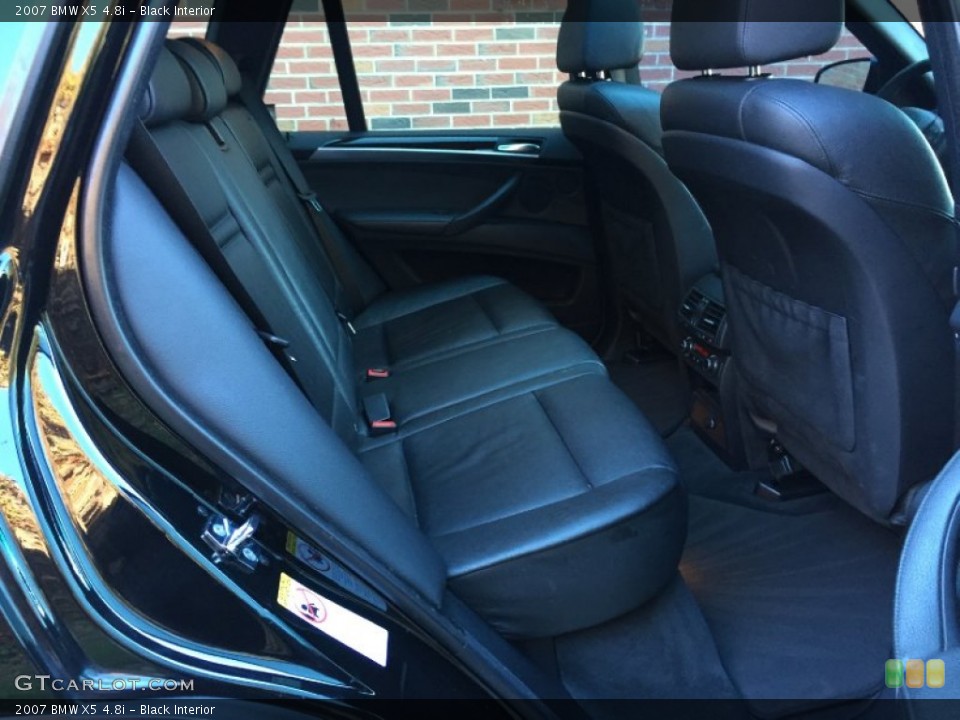 Black Interior Rear Seat for the 2007 BMW X5 4.8i #99015066