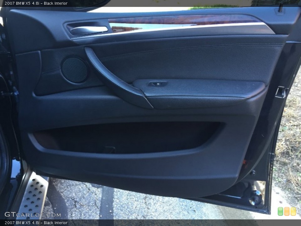 Black Interior Door Panel for the 2007 BMW X5 4.8i #99015639