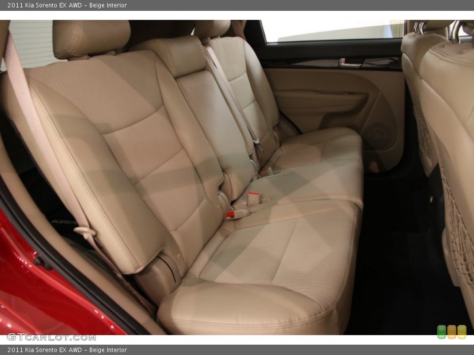 Beige Interior Rear Seat for the 2011 Kia Sorento EX AWD #99048570