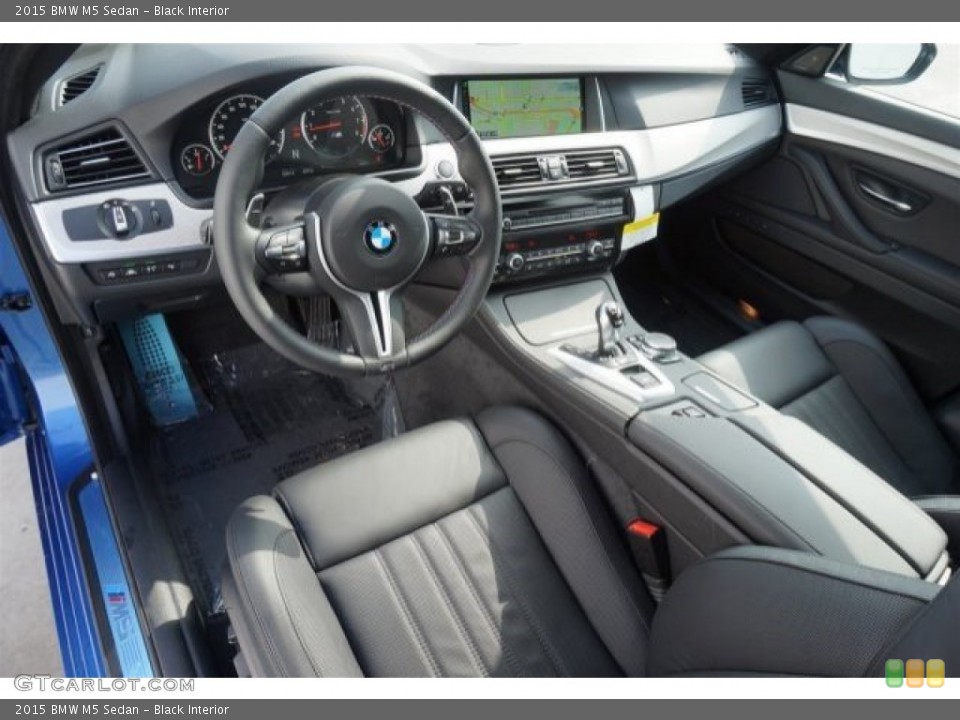 Black Interior Photo for the 2015 BMW M5 Sedan #99064332
