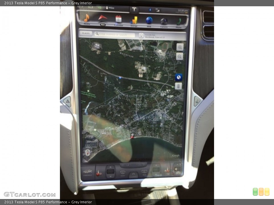 Grey Interior Navigation for the 2013 Tesla Model S P85 Performance #99108460