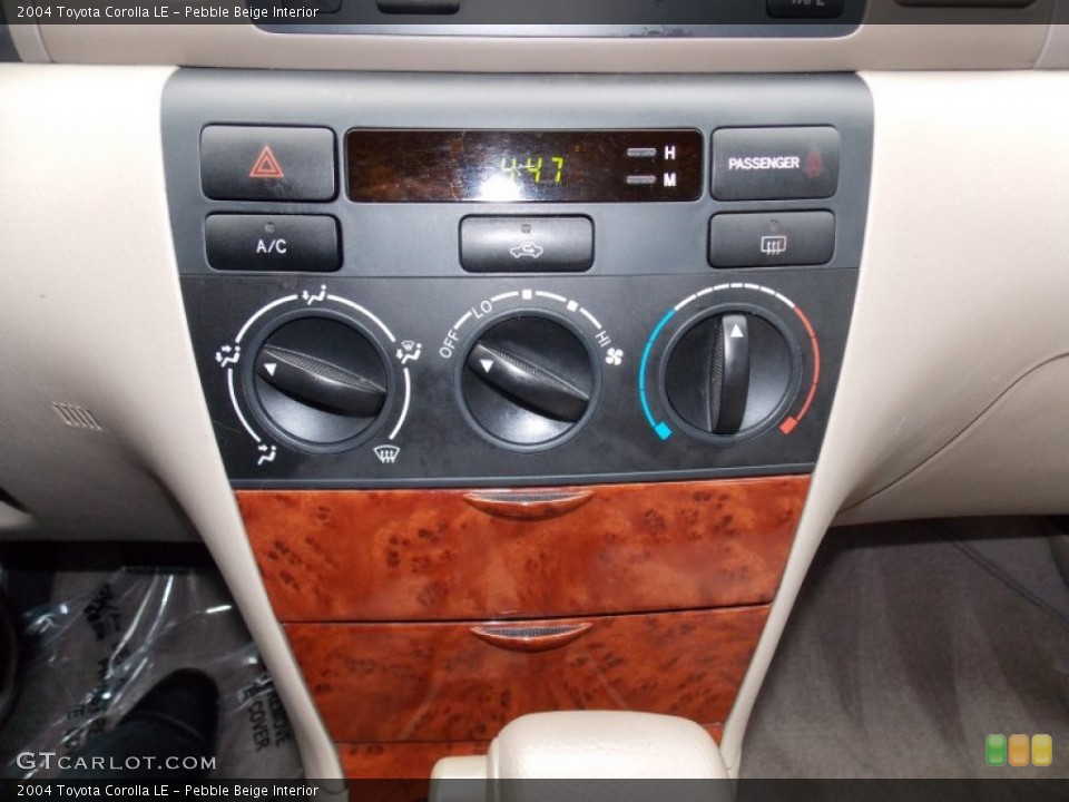 Pebble Beige Interior Controls for the 2004 Toyota Corolla LE #99164968