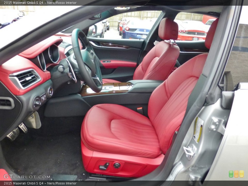 Nero/Rosso Interior Photo for the 2015 Maserati Ghibli S Q4 #99171997