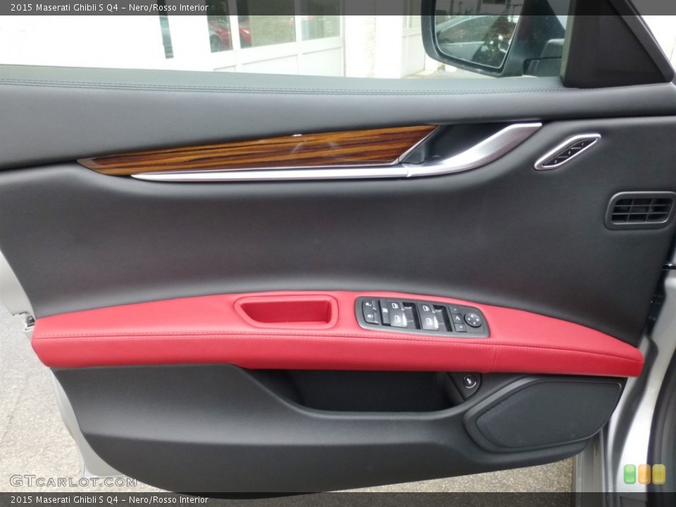 Nero/Rosso Interior Door Panel for the 2015 Maserati Ghibli S Q4 #99172003