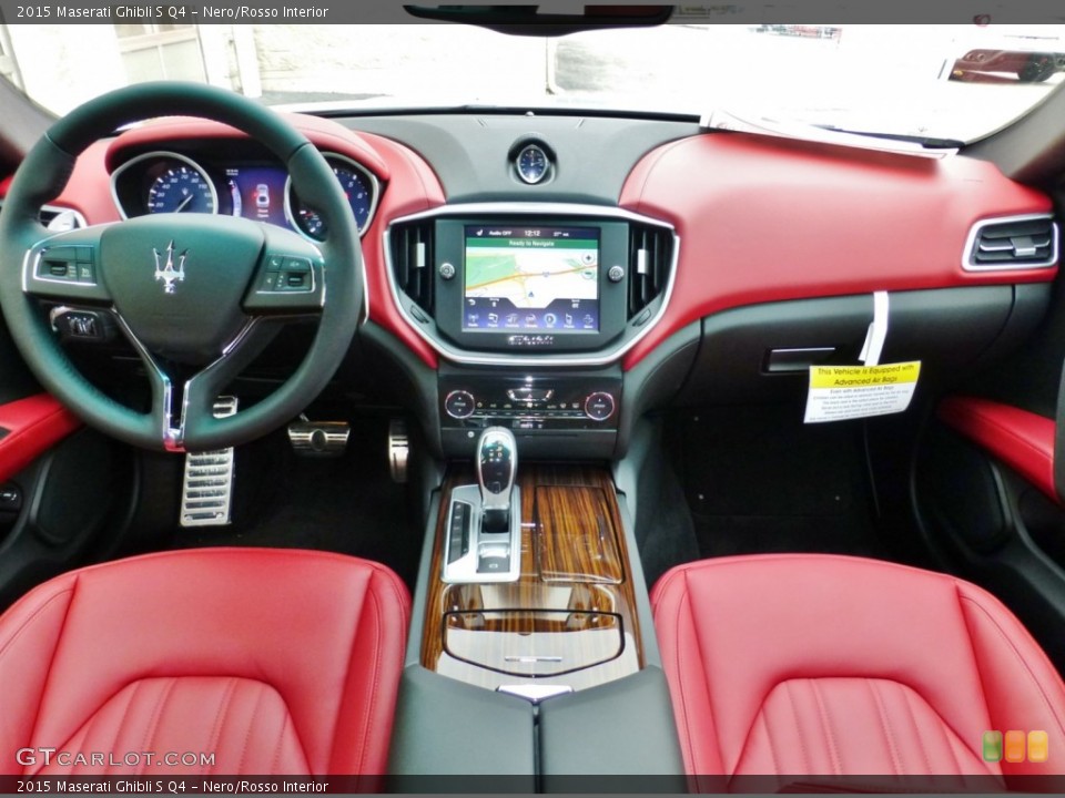 Nero/Rosso Interior Dashboard for the 2015 Maserati Ghibli S Q4 #99172012