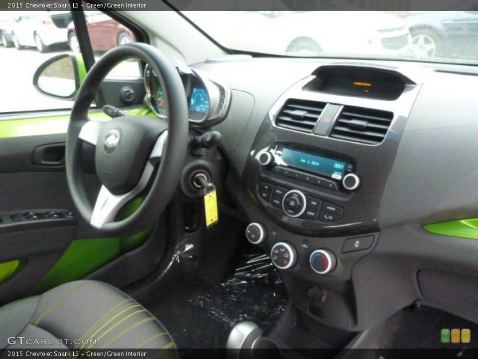 Green/Green Interior Dashboard for the 2015 Chevrolet Spark LS #99188110