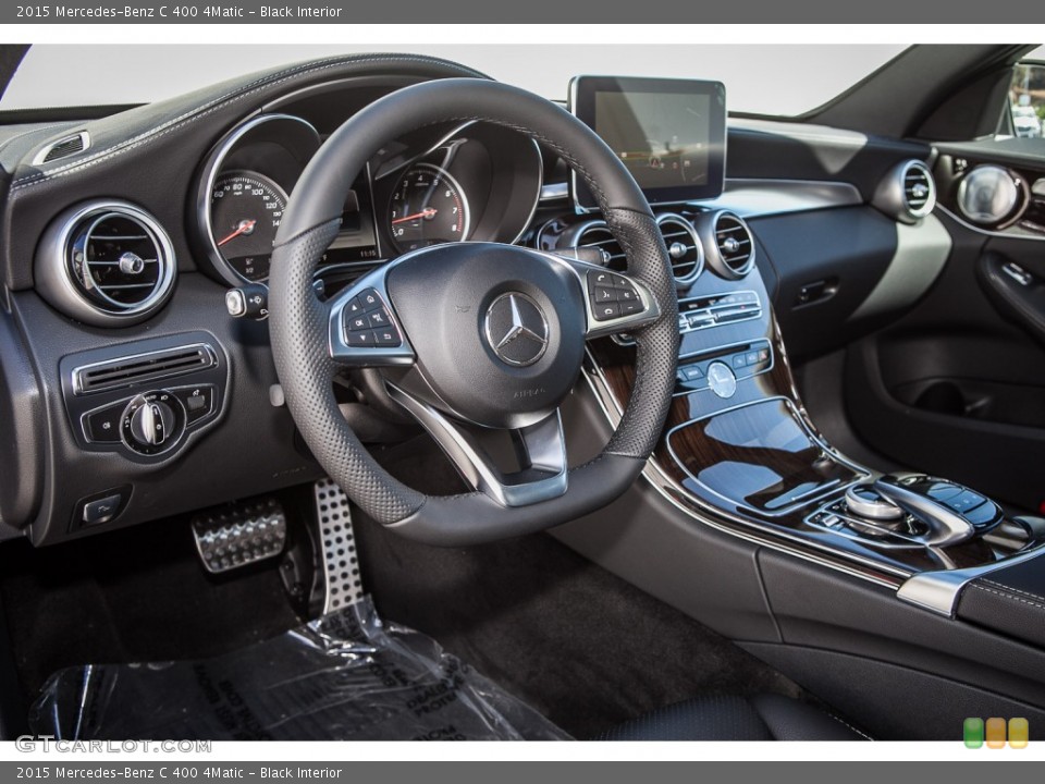 Black Interior Photo for the 2015 Mercedes-Benz C 400 4Matic #99233465