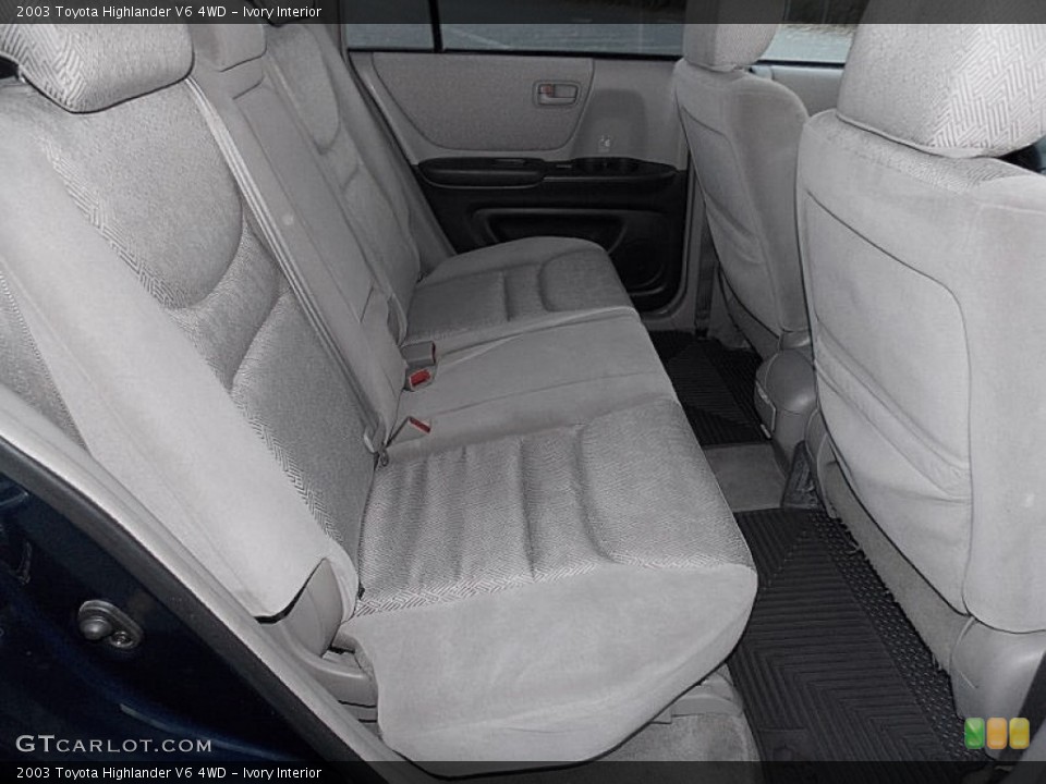 Ivory Interior Rear Seat for the 2003 Toyota Highlander V6 4WD #99240407