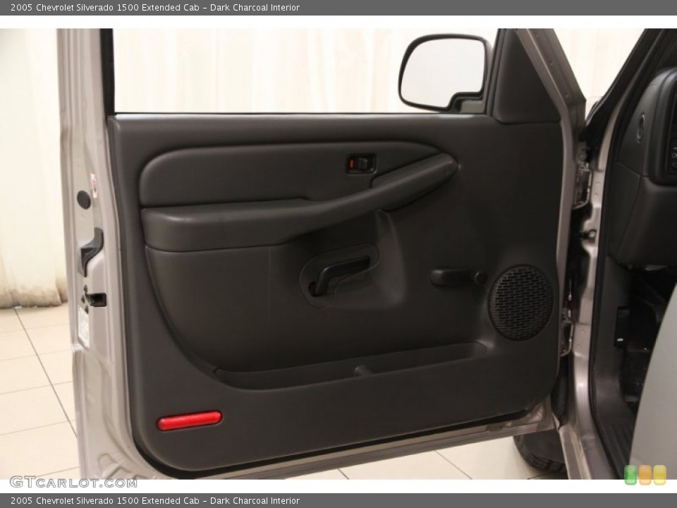 Dark Charcoal Interior Door Panel for the 2005 Chevrolet Silverado 1500 Extended Cab #99244226