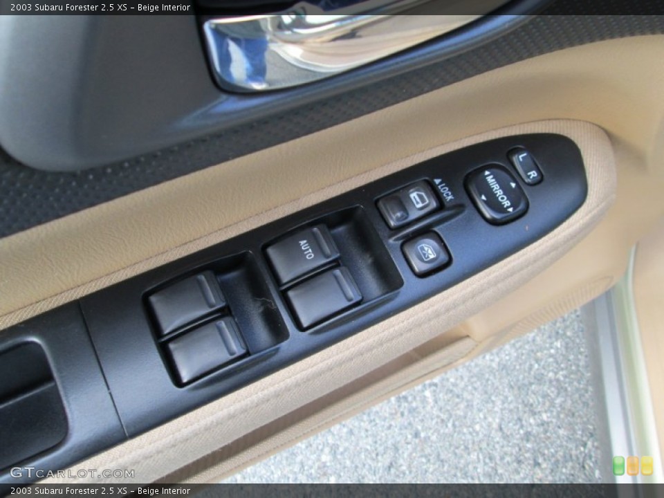 Beige Interior Controls for the 2003 Subaru Forester 2.5 XS #99316609