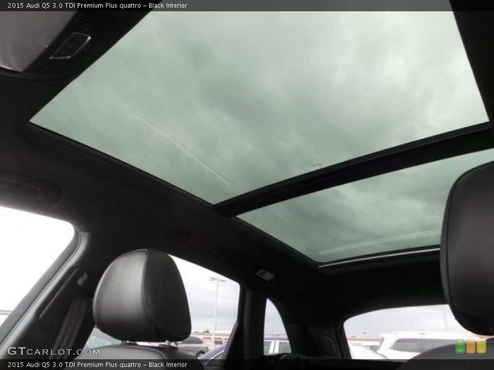 Black Interior Sunroof for the 2015 Audi Q5 3.0 TDI Premium Plus quattro #99337966